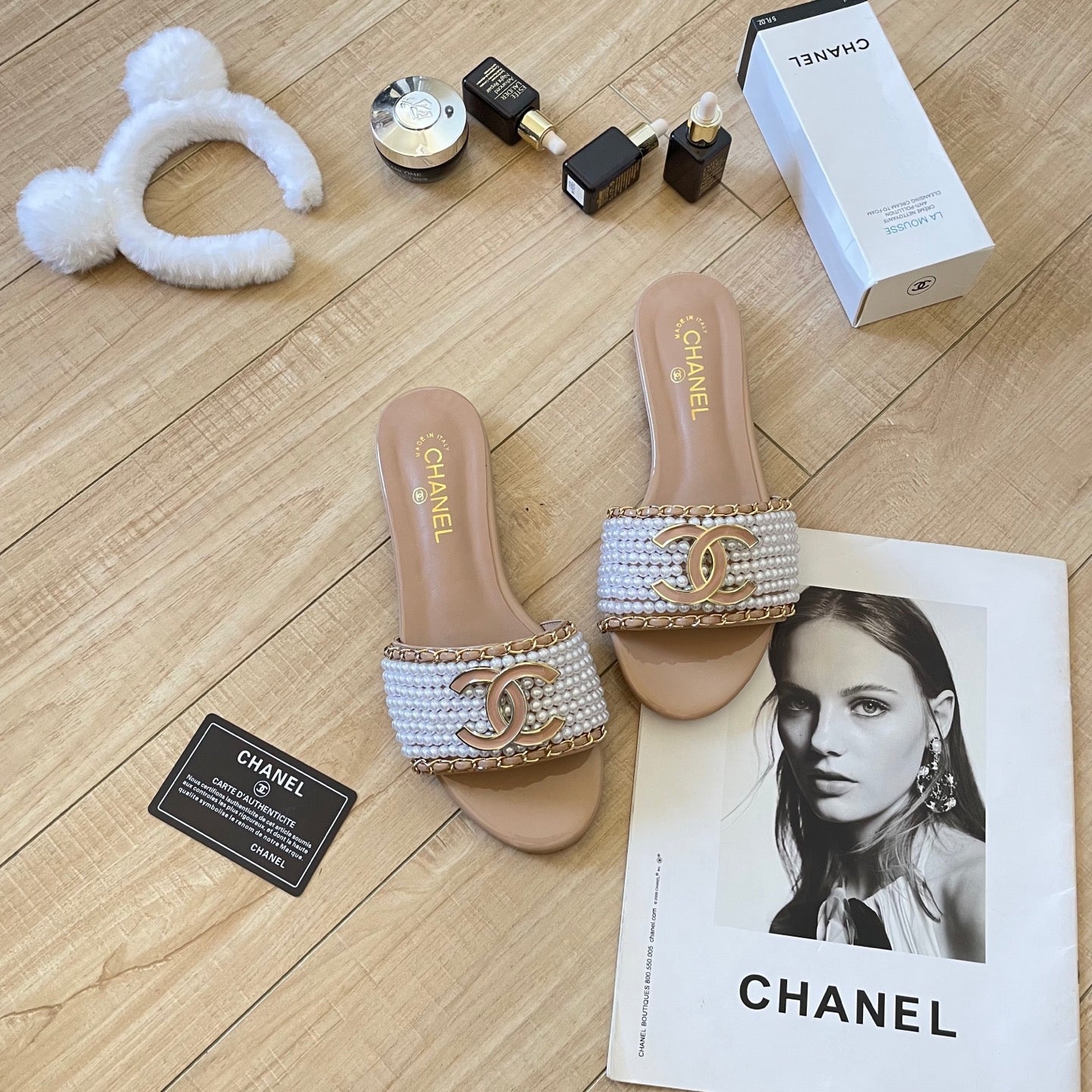 Elegant pearl slippers