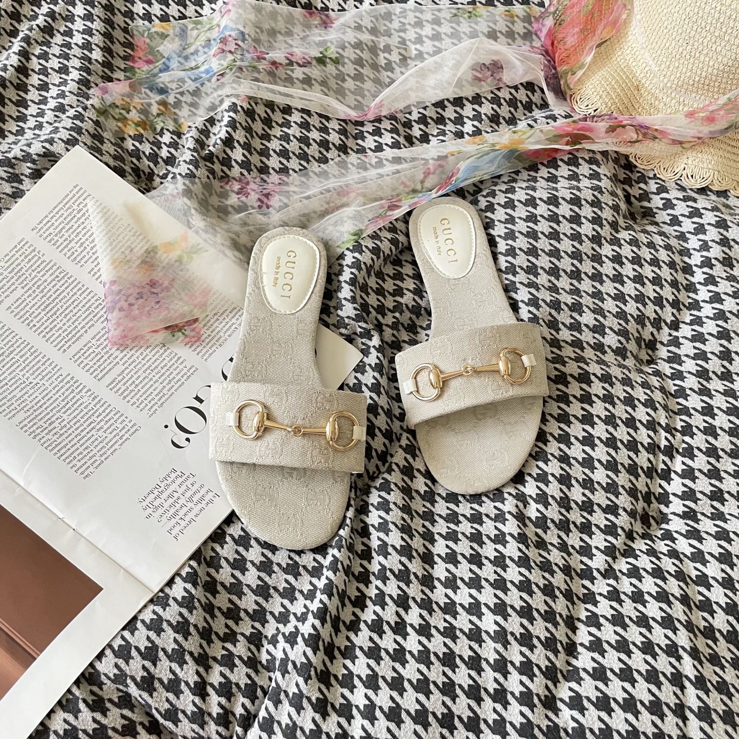Printed Canvas Flat Slippers
