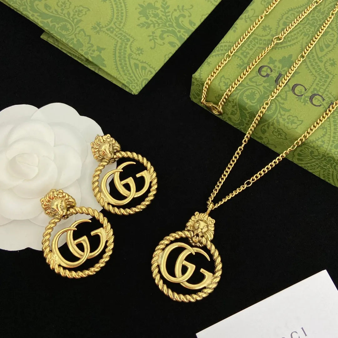 Vintage Lion Earring and Necklace Set