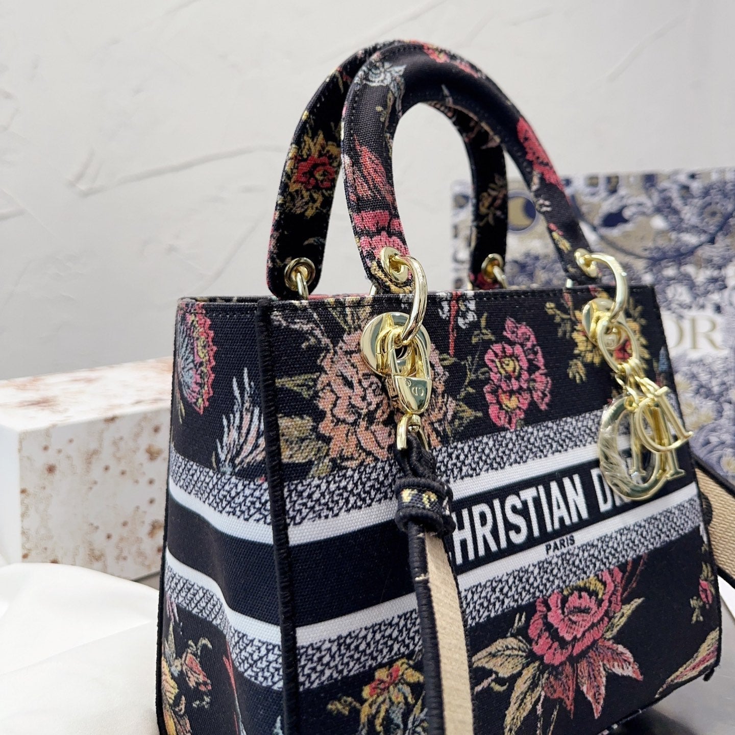 Botanique Motif Lady Bag