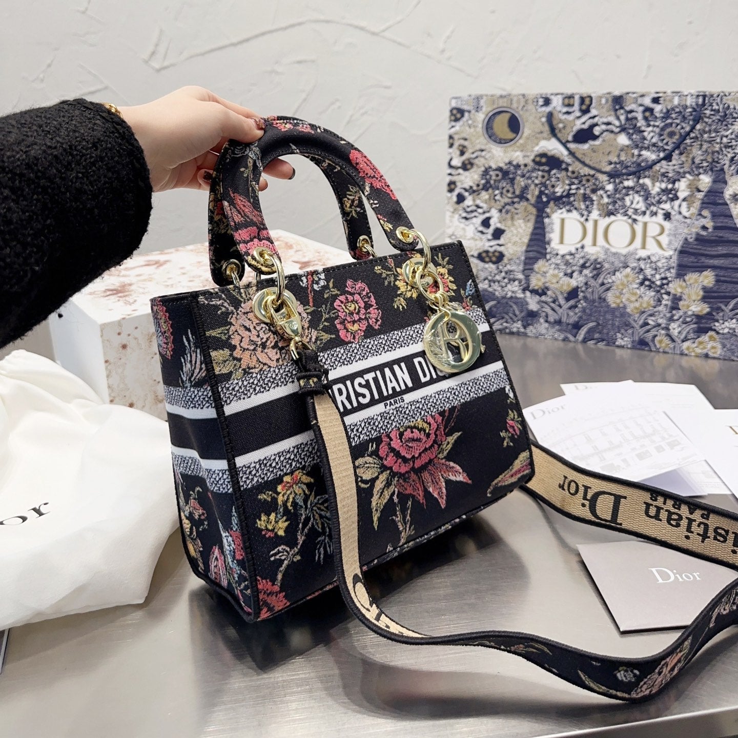 Botanique Motif Lady Bag