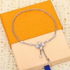 Floral crystal pendant necklace