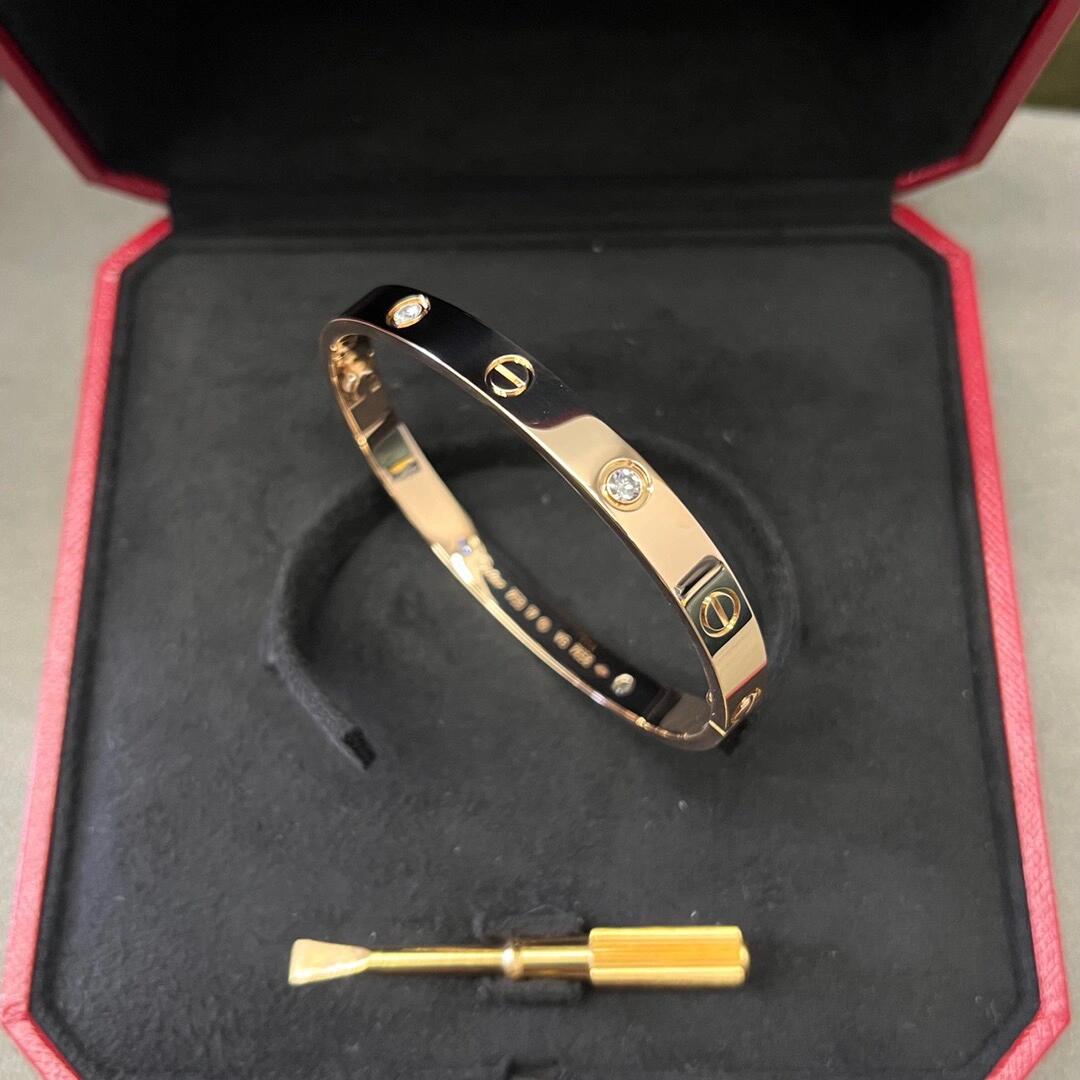 Classic Love Diamond Bracelet