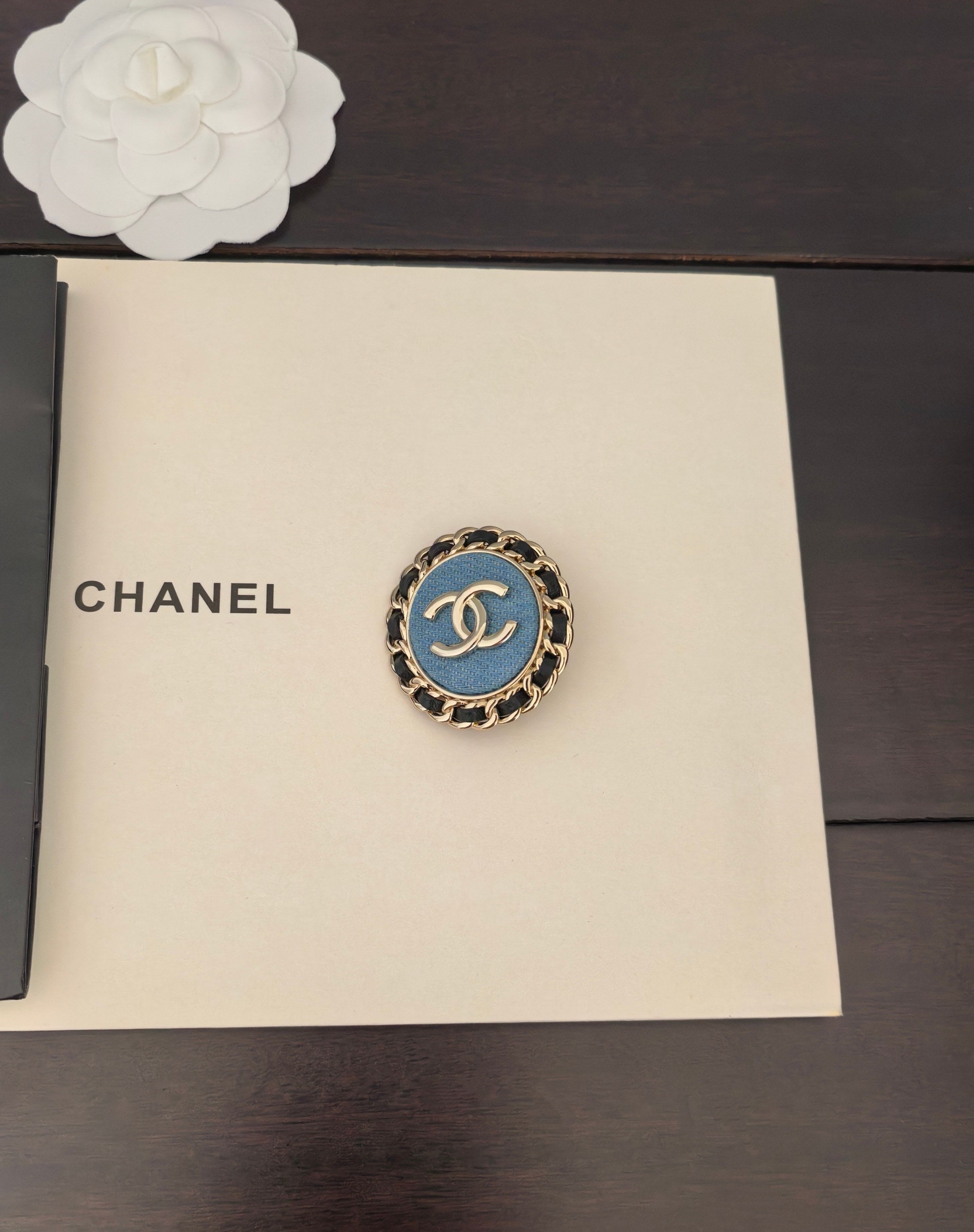 Denim Round Blue Brooch