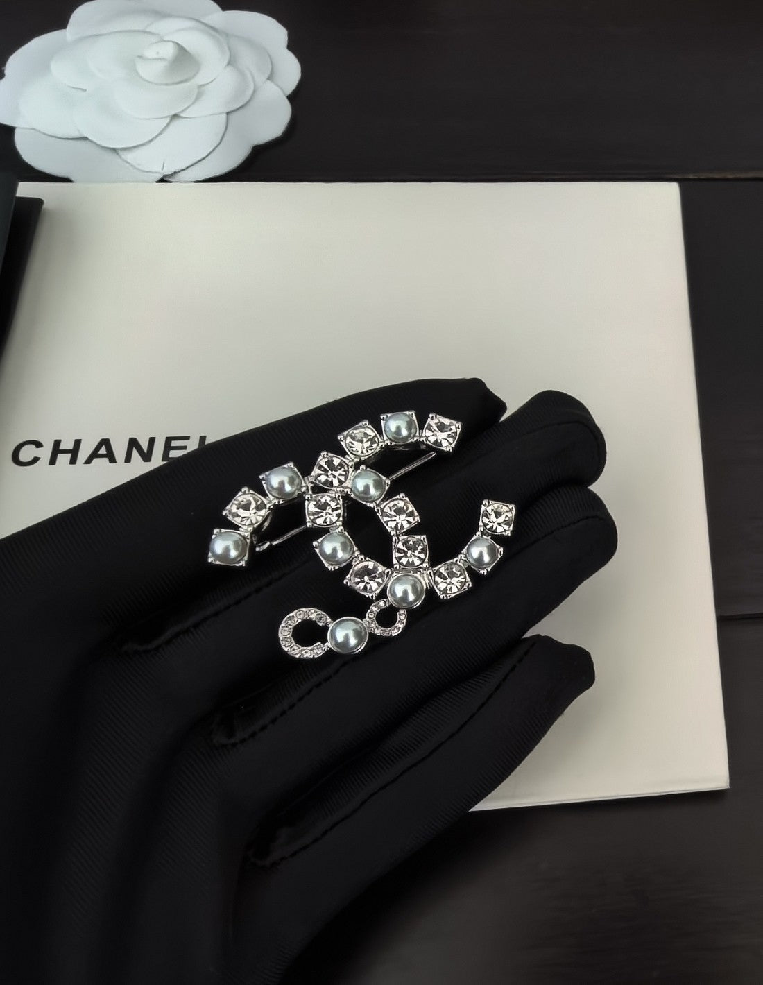 Platinum Pearl Diamond Brooch