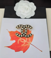 Black Epoxy Pearl Brooch
