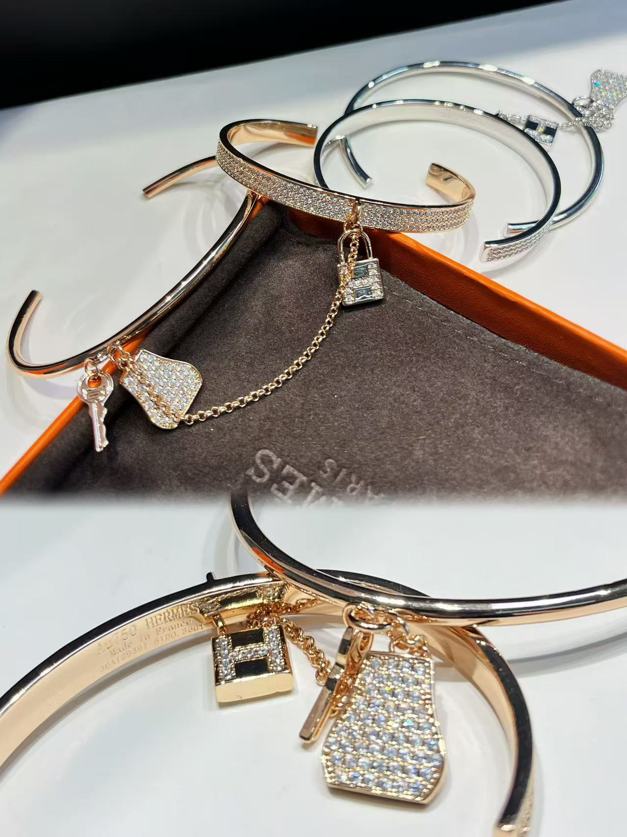 Key and lock double-row bracelet