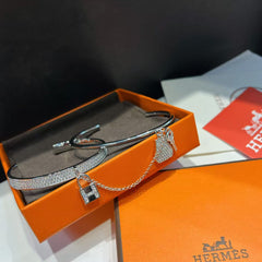 Key and lock double-row bracelet