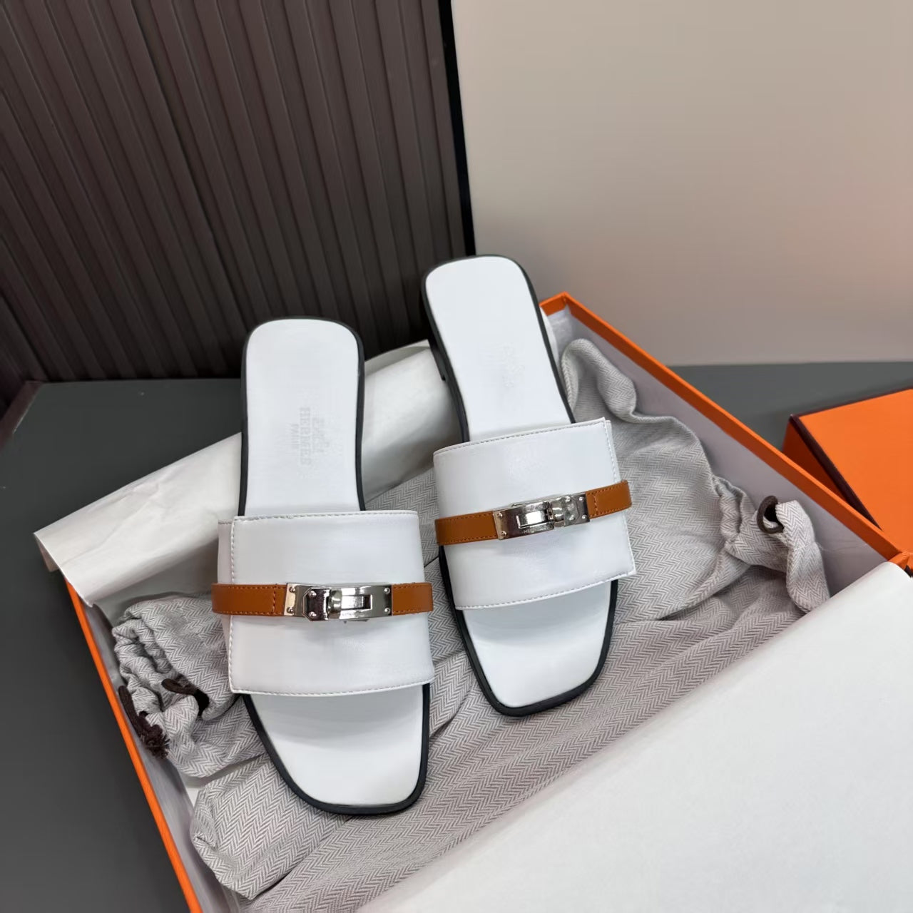 Colorblock Leather Flat Slides