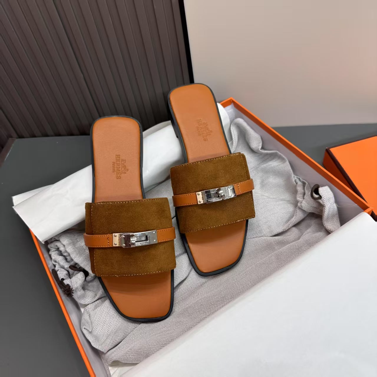 Colorblock Leather Flat Slides