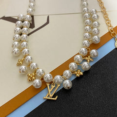 Fashionable double-row pearl necklace