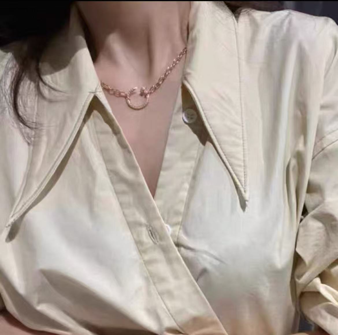 Classic diamond stud necklace