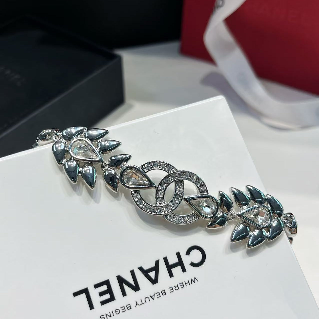 Fashionable Diamond Wheat Ear Necklace