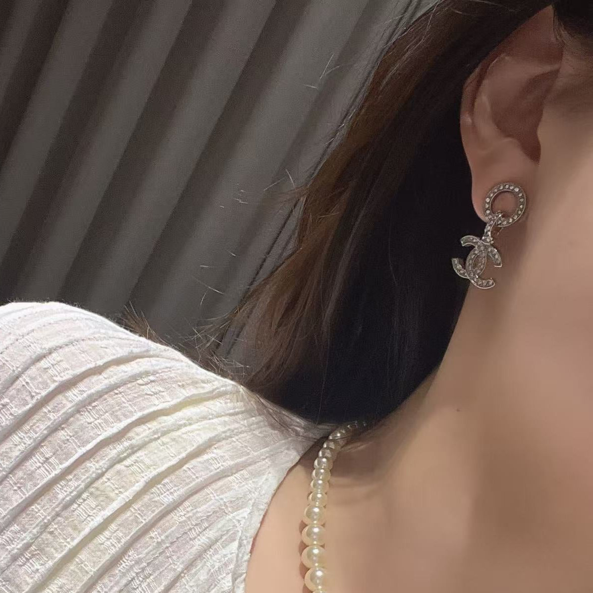 Diamond pendant earrings