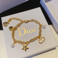 Fashion classic star charm bracelet