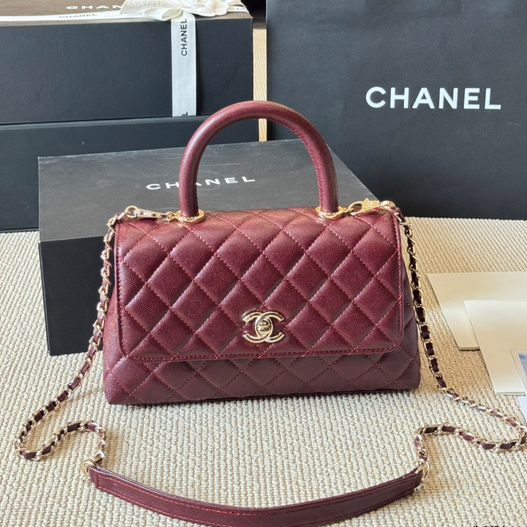 Exquisite Fashionable Handle Bag