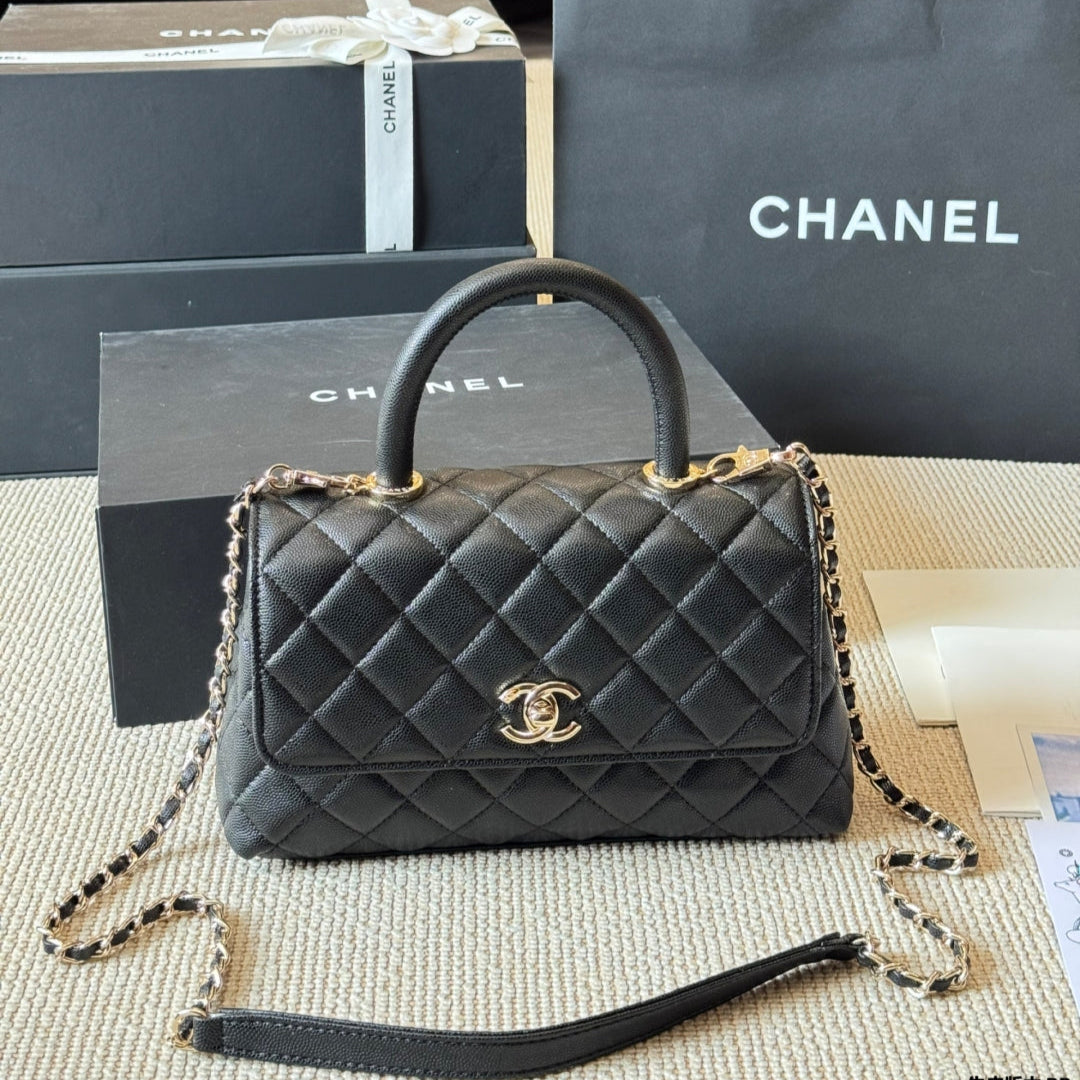 Exquisite Fashionable Handle Bag