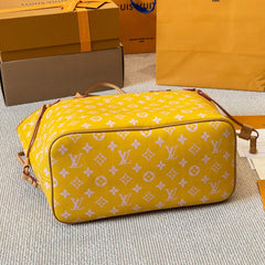 Colorful printed medium shopping bag