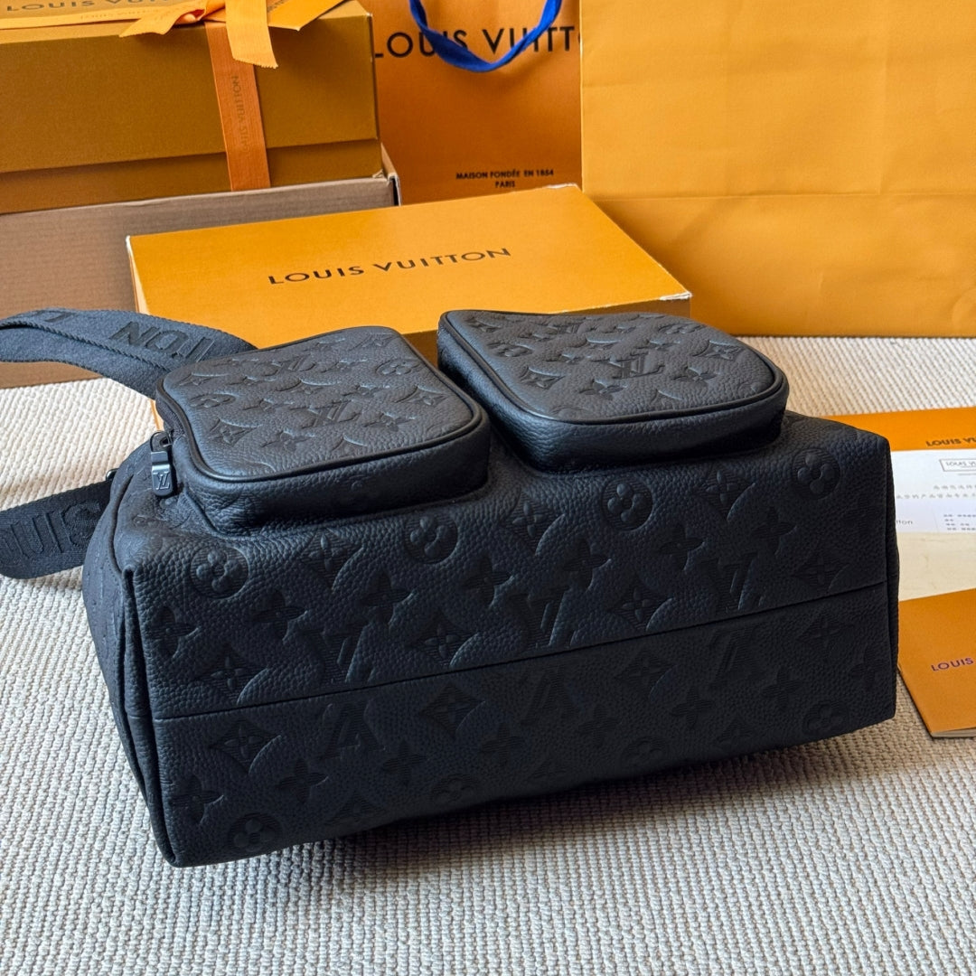 Fashion Men's Embossed Black Messenger Bag