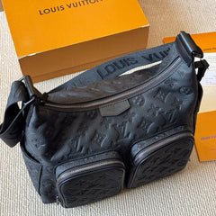Fashion Men's Embossed Black Messenger Bag