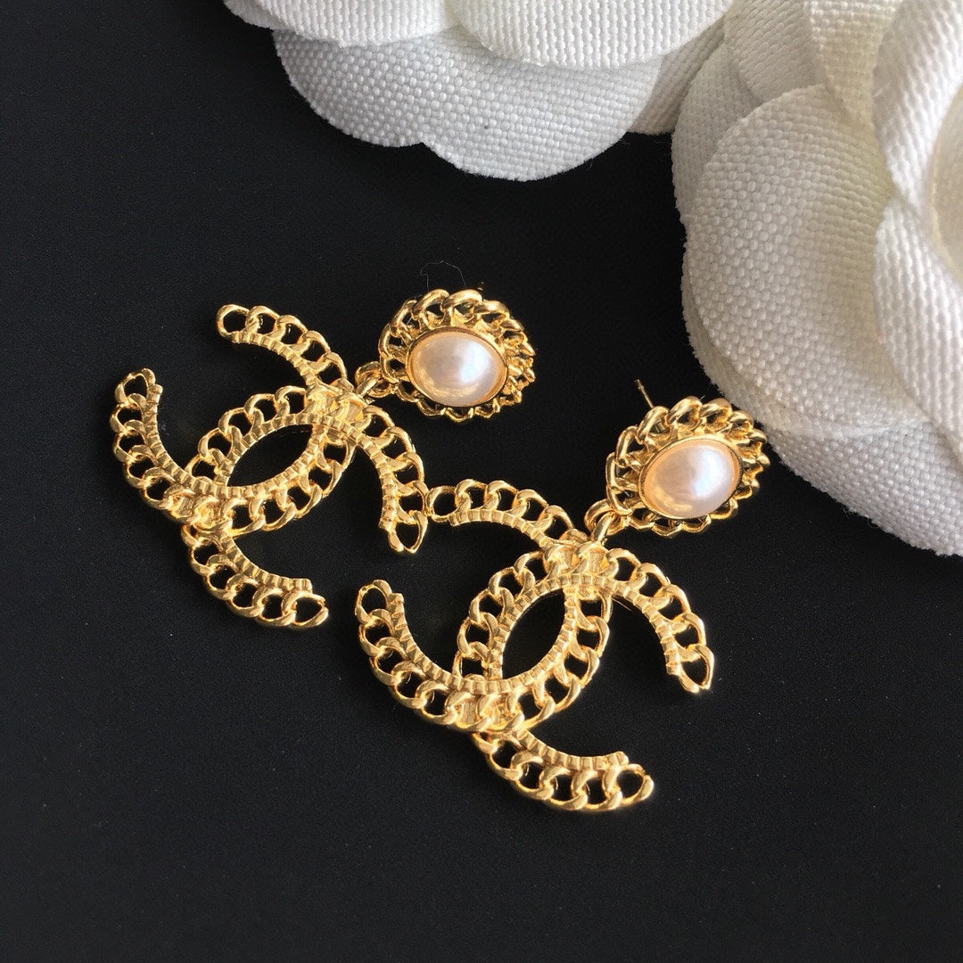 Hollow-out Letter Knitted Earrings