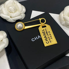 Paperclip Shaped Brooch