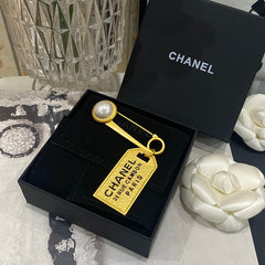 Paperclip Shaped Brooch