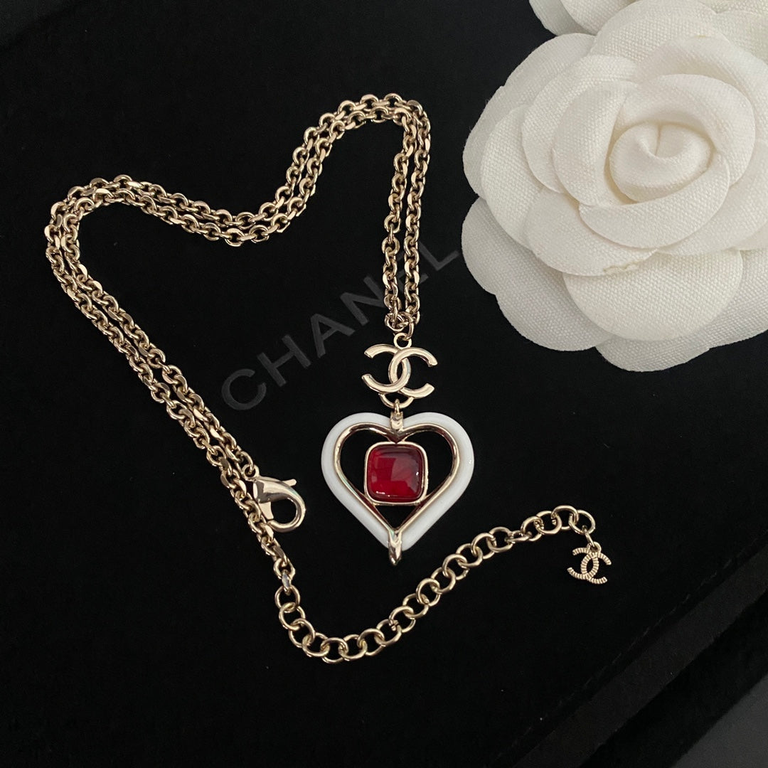 Red Gemstone Heart Hollow Necklace