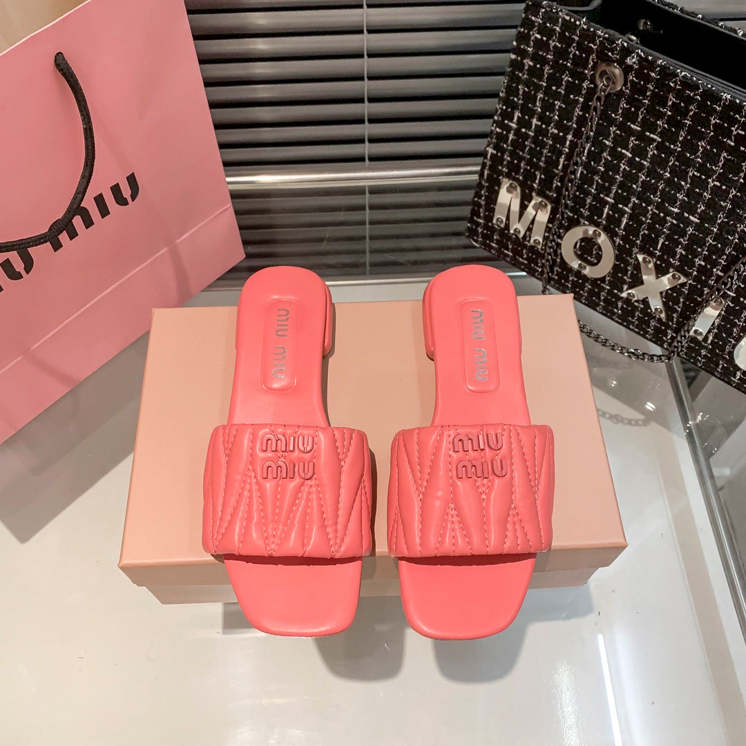 Stylish Classic Flat Slippers
