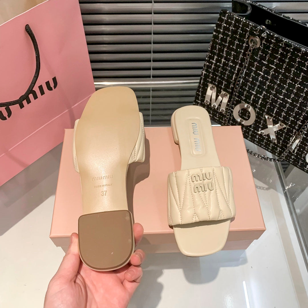 Stylish Classic Flat Slippers