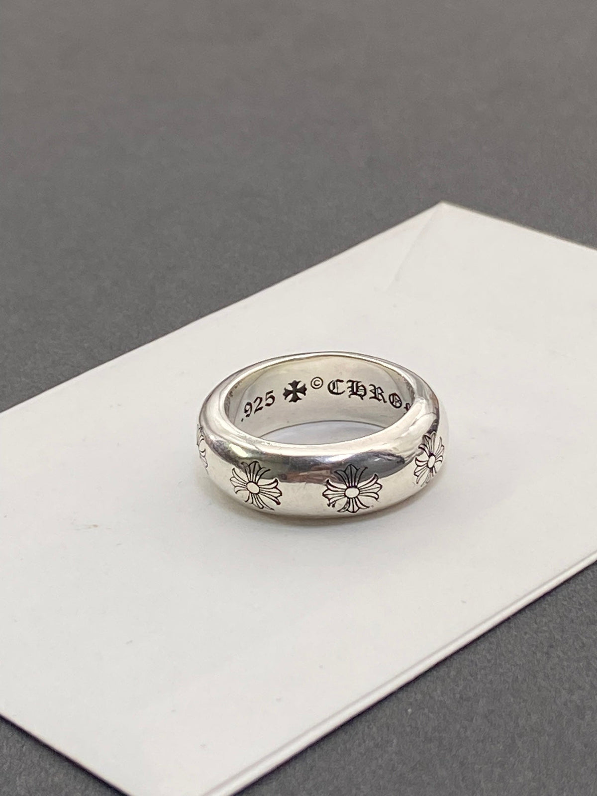 Classic Cross Round Ring
