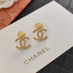 Shell Diamond Earrings