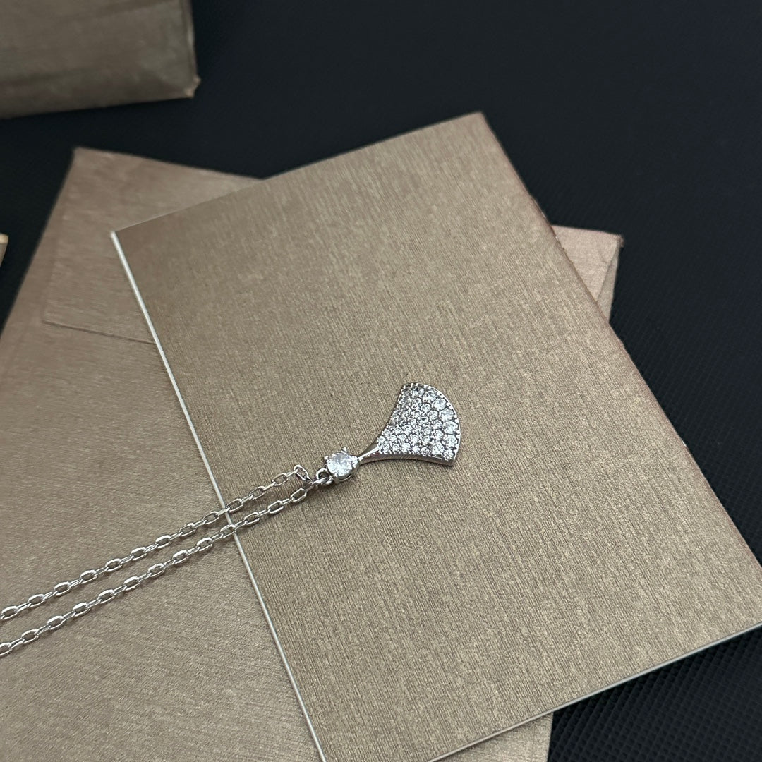 Diamond Fan-Shaped Necklace