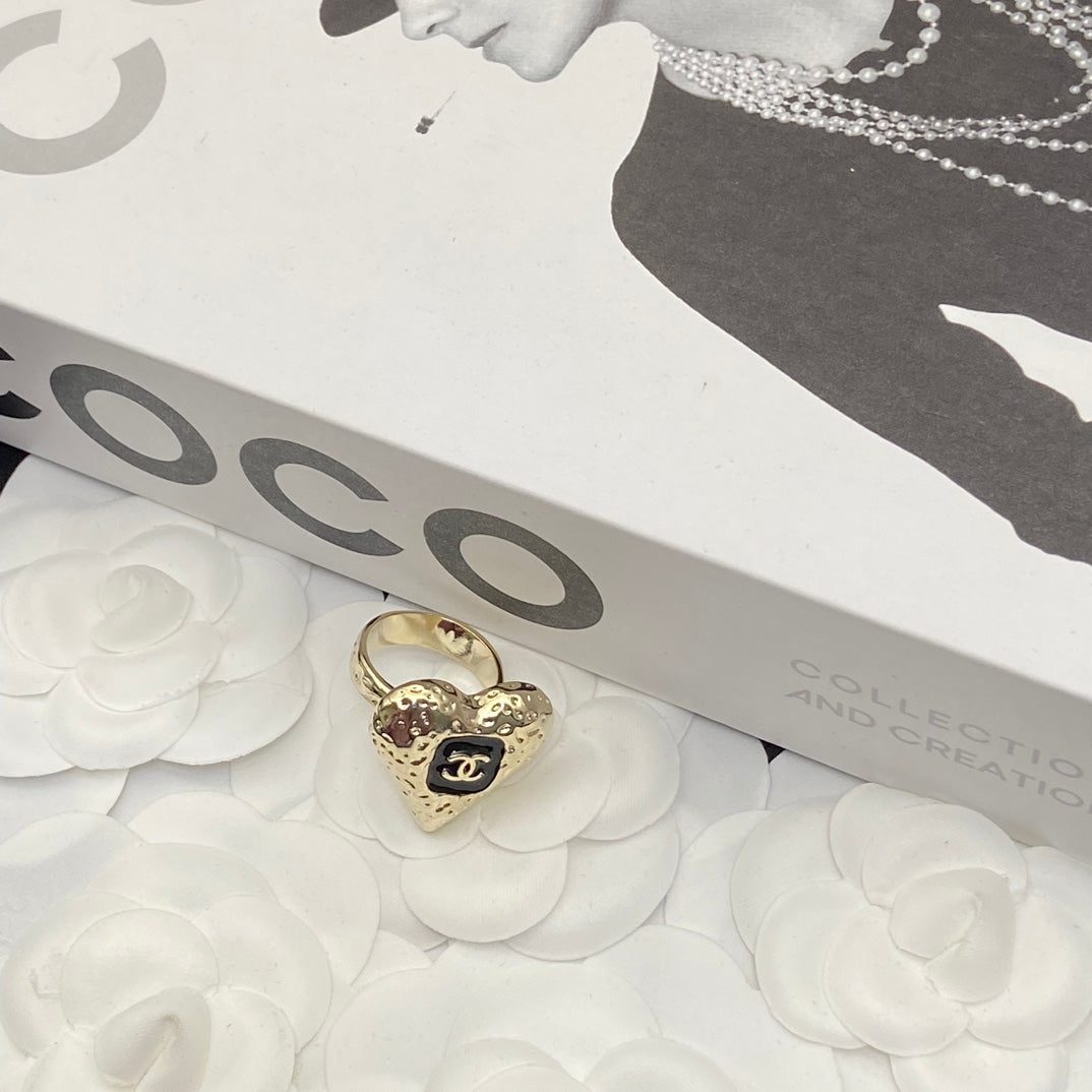 Lava Enamel Heart Ring
