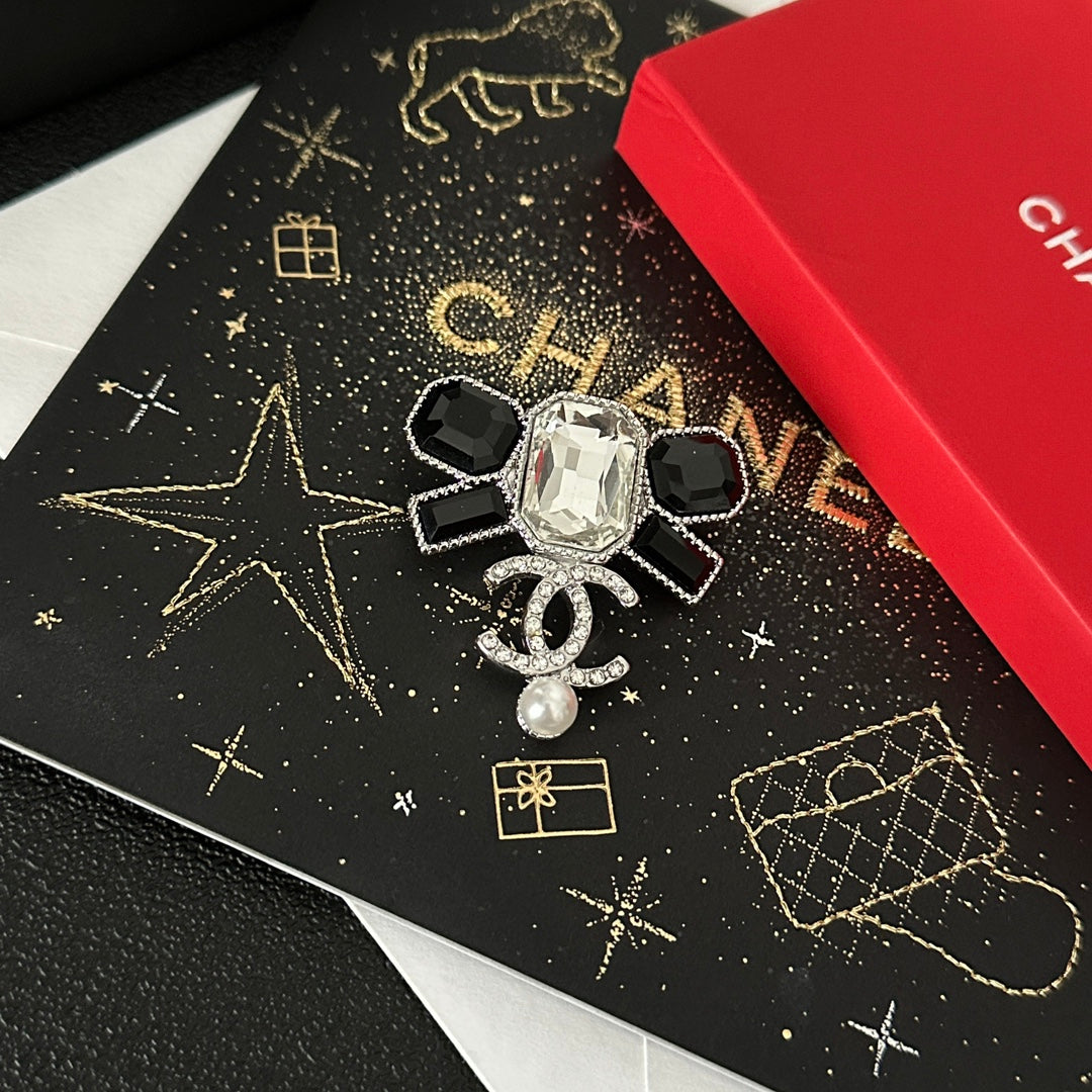Elegant Diamond Bow Brooch