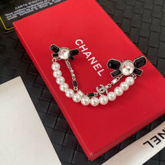 Pearl Chain Bow Brooch
