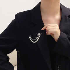 Pearl Chain Bow Brooch