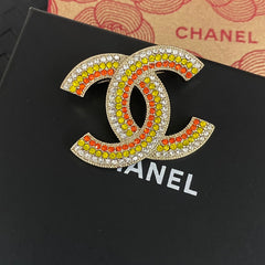 Fashionable Colored Diamond Brooch