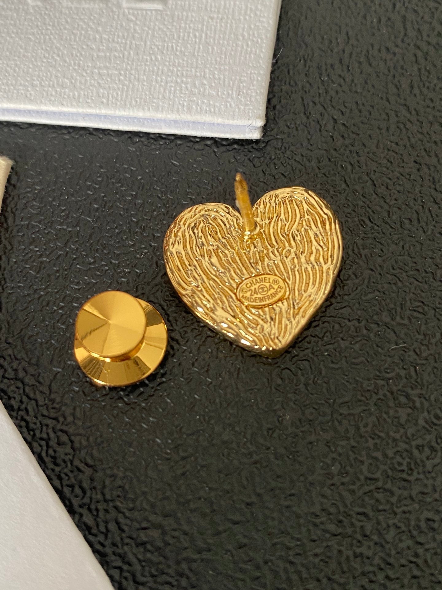 Pleated Heart Brooch