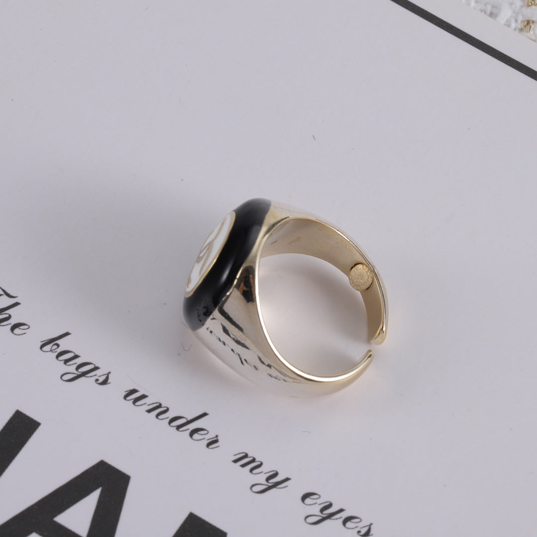 Elegant enamel open ring