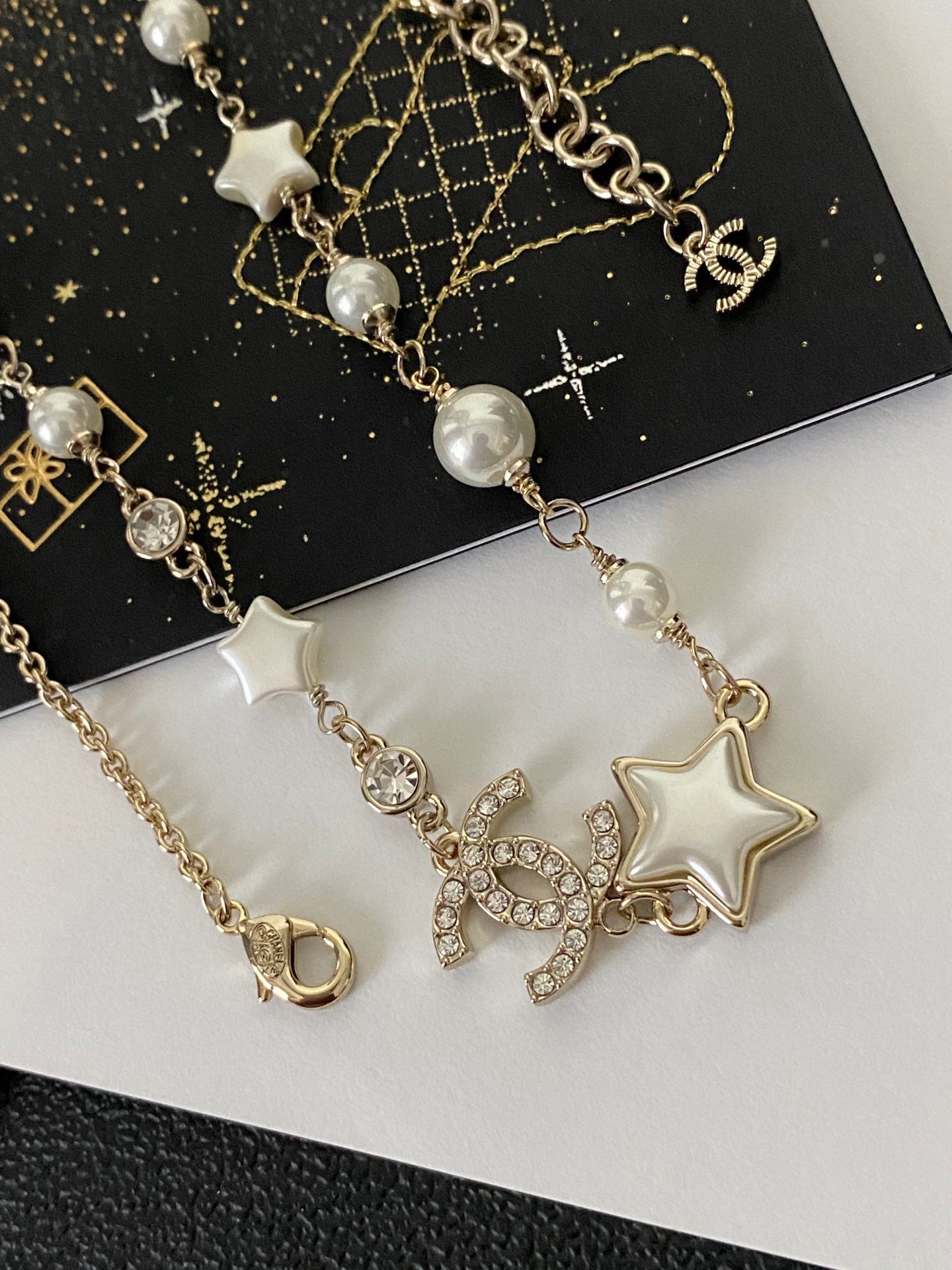 Stars Pearl Necklace