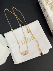 Diamond and pearl necklace