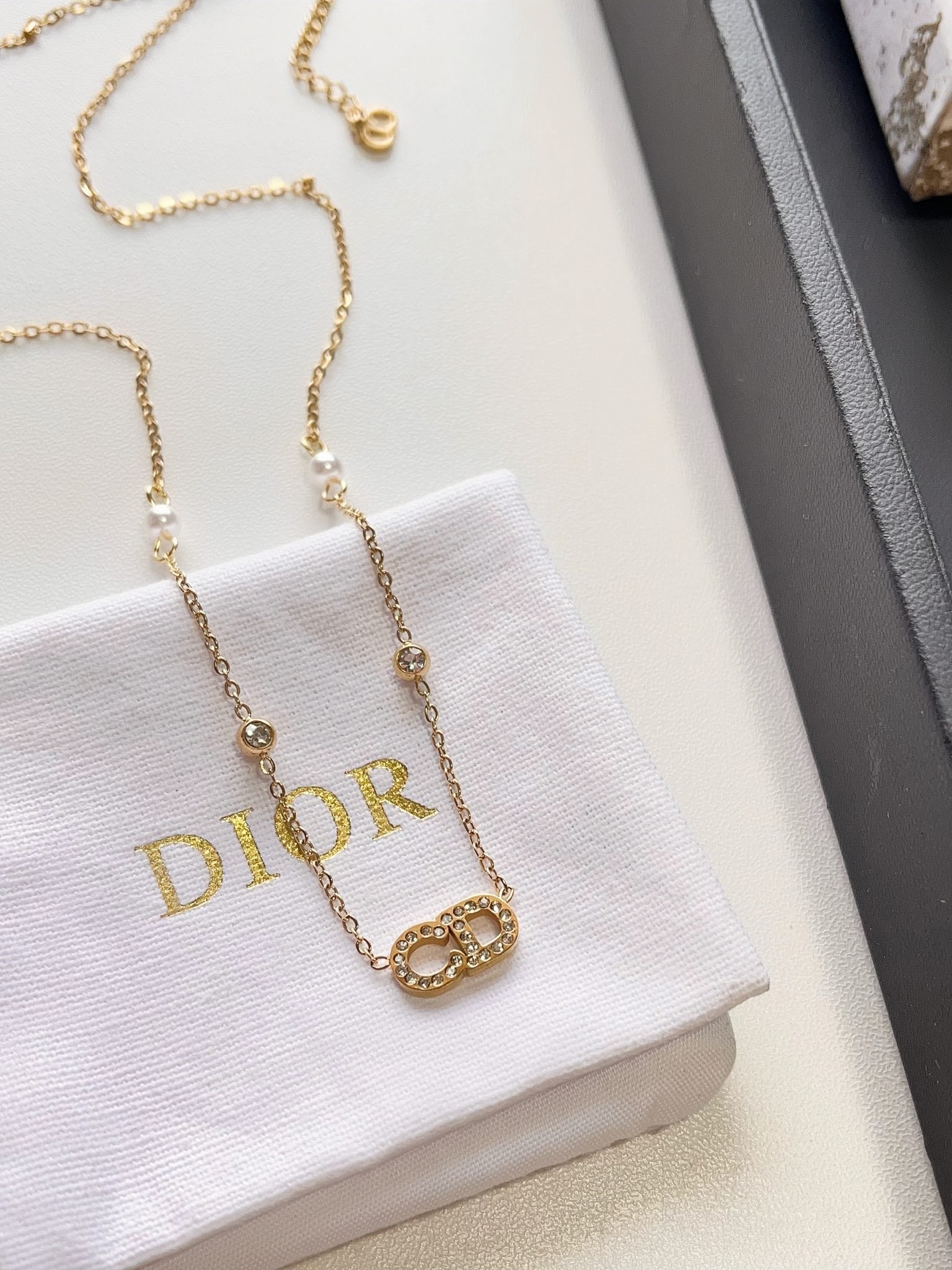 Diamond and pearl necklace