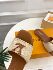 Straw Flat Slippers