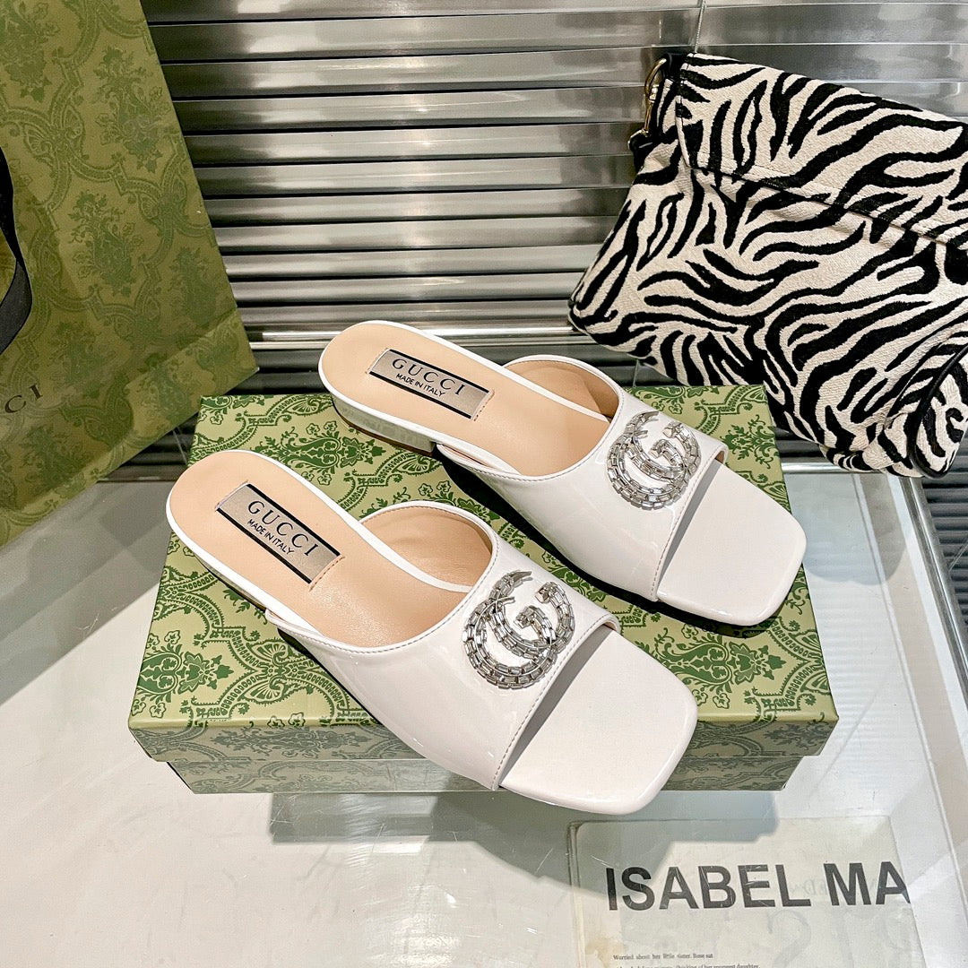 Patent Leather Rhinestone Flat Slippers