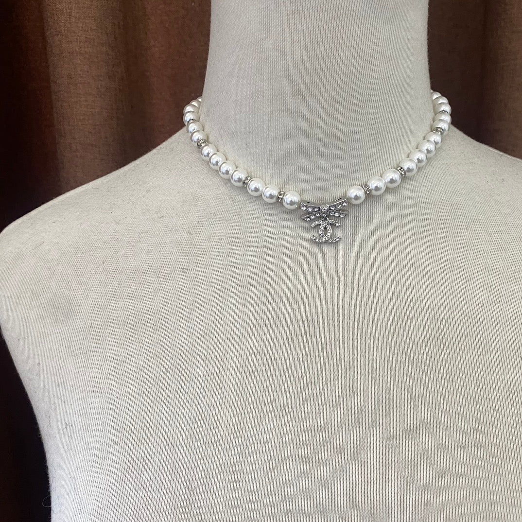 Pearl & Pink Bead Necklace
