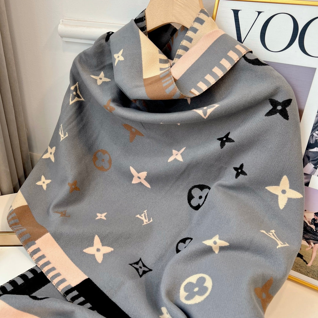 100% cashmere shawl scarf