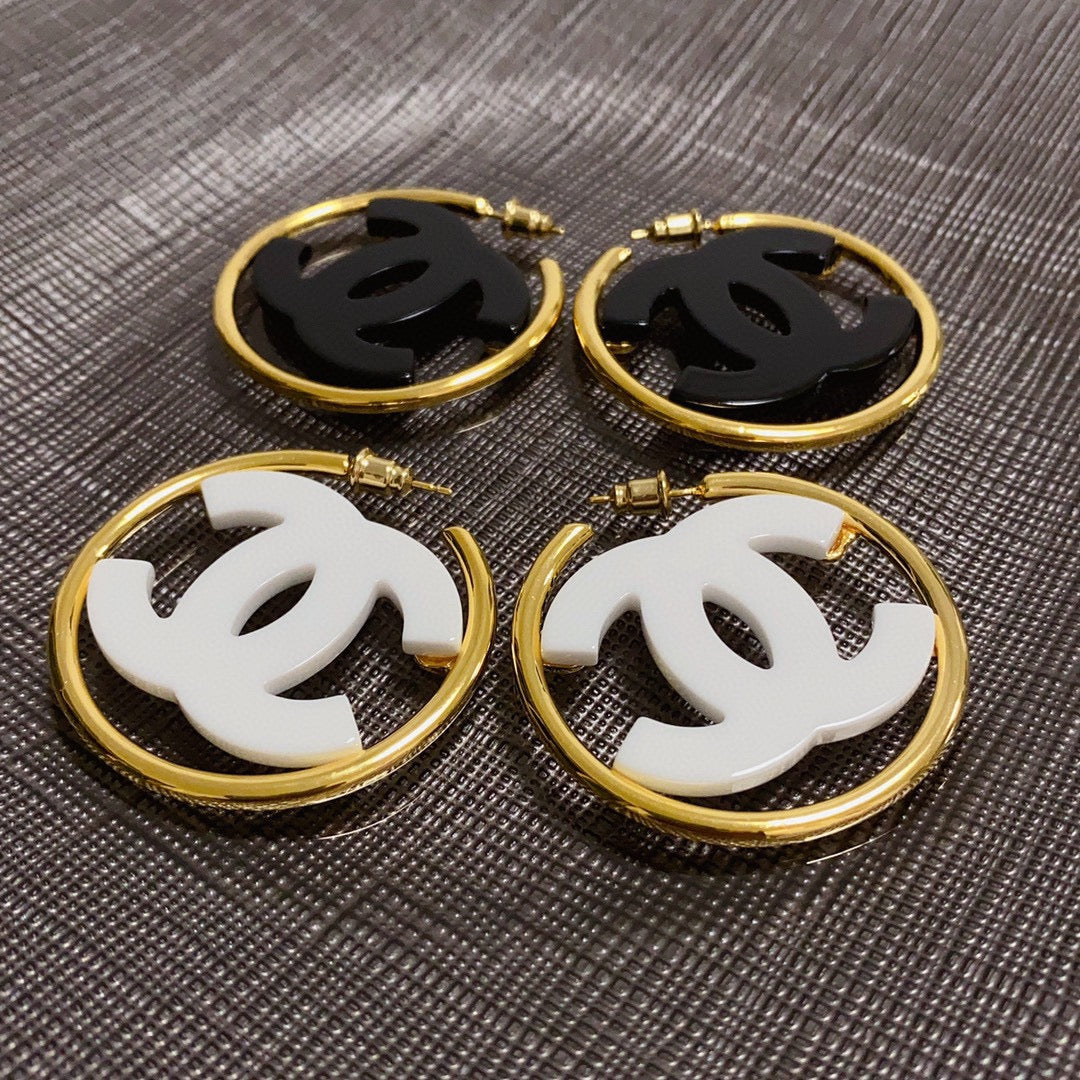 Acrylic Monogram Big Circle Earrings