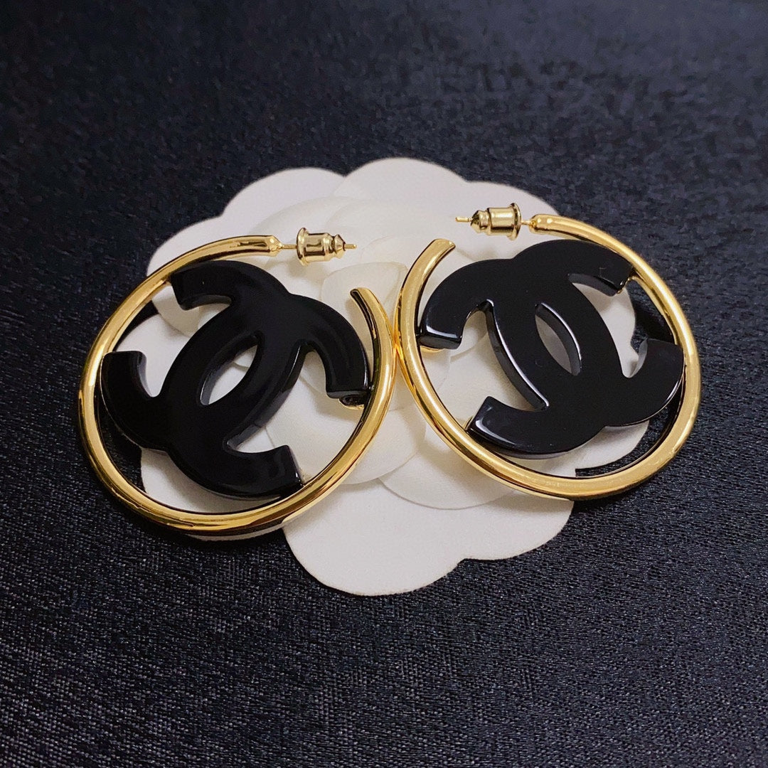 Acrylic Monogram Big Circle Earrings