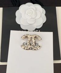 Versatile Diamond Brooch